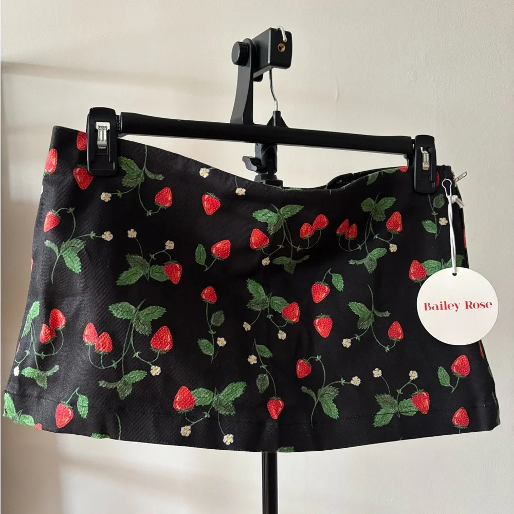 Bailey Rose Strawberry Micro Mini Skort - Picture 1 of 4